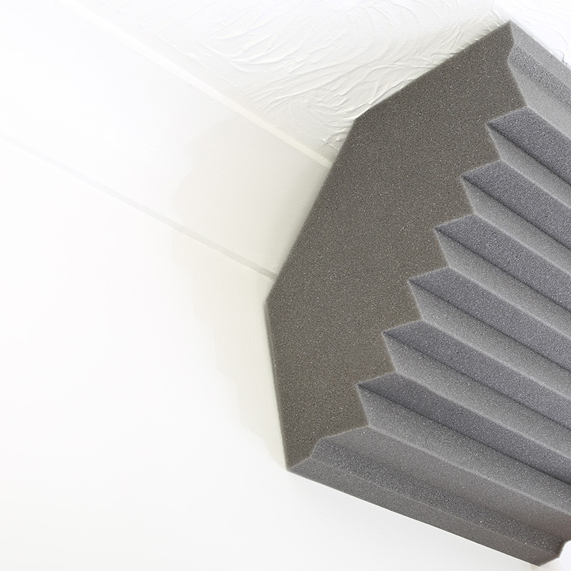Grey Bass Trap Wedge Wall Coving